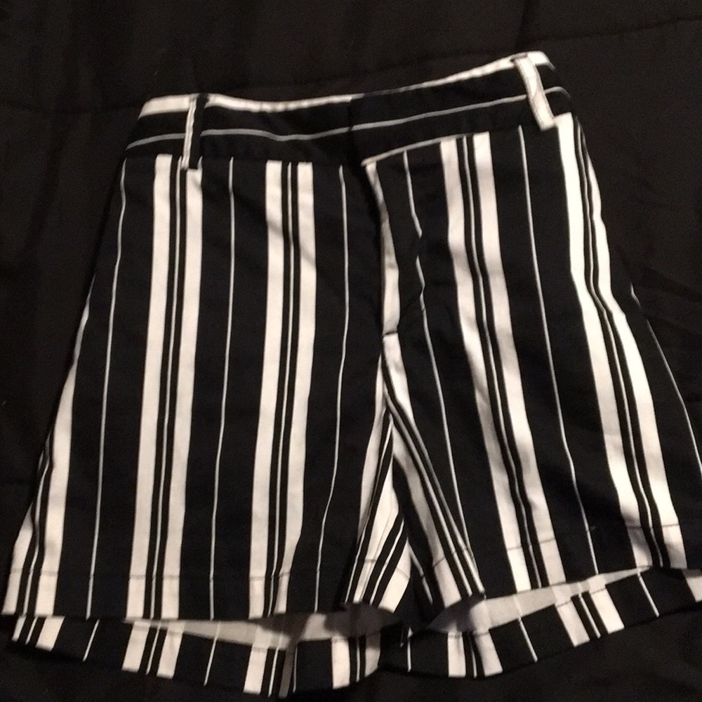 black and white stripped Shorts